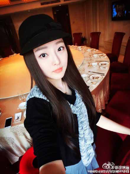 王洁曦丑女无敌剧照图 王洁曦为什么得白血病去世