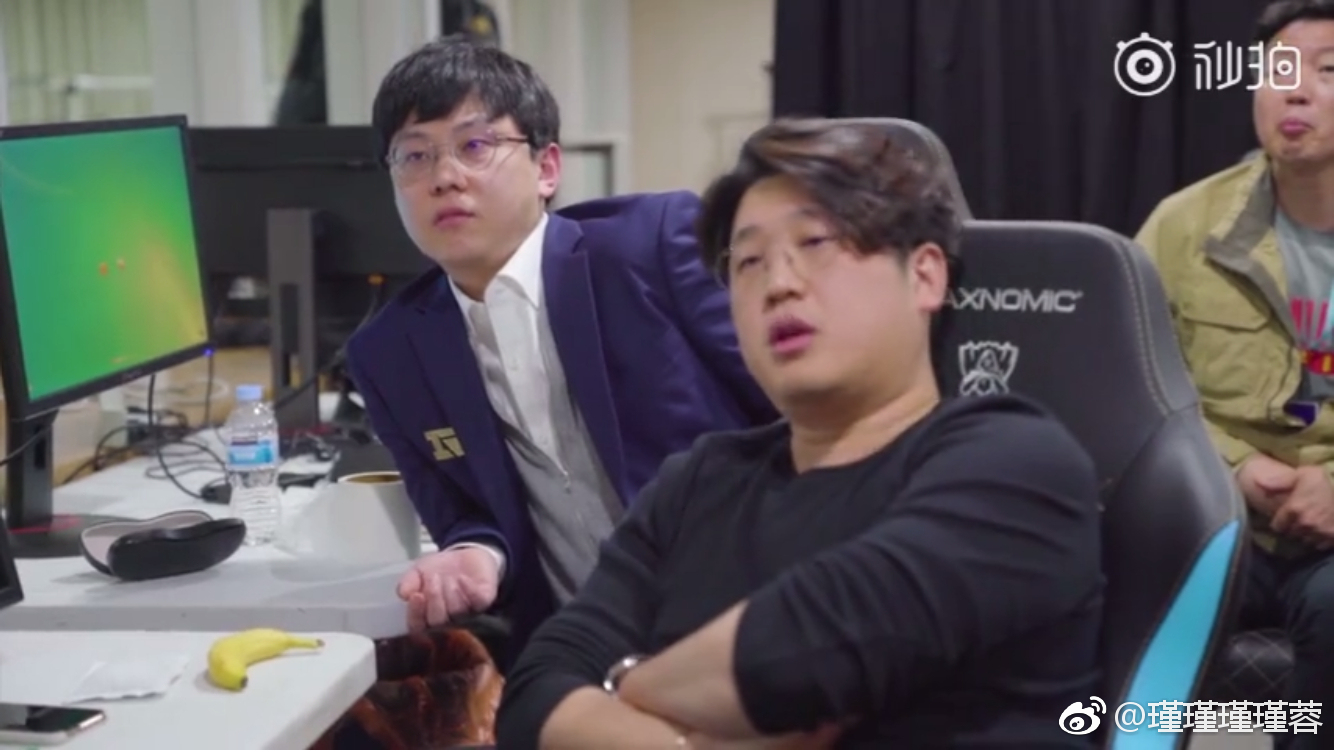 RNG的老板是白星吗 rng的教练是谁