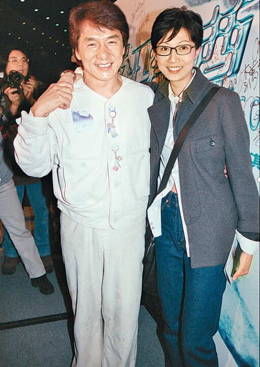 �������������һ������� ����С��Ů���˺�լ