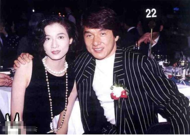 �������������һ������� ����С��Ů���˺�լ