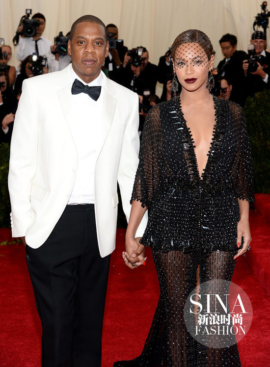 JAYZ��kanyeΪʲô�ַ� JAYz����rihanna�������