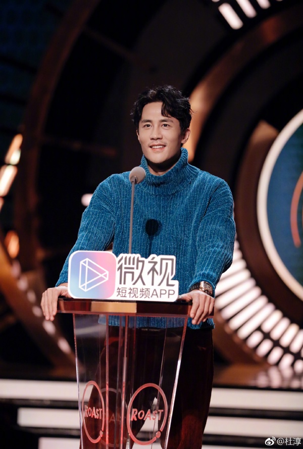 ӡС��嵶���¼�ʱ������һ�� ӡС���¼�˭������