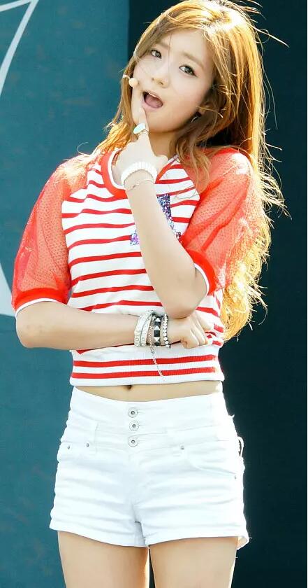 ���Ӵ�Ϊʲô��ٻٻ������顢���ɡ�chen����� ���Ӵ�Ů��������������