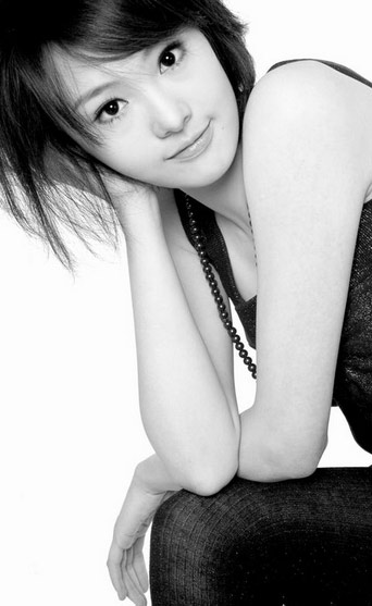 郑爽比基尼内衣照曝光 郑爽为什么叫小仙女