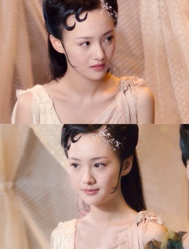 郑爽比基尼内衣照曝光 郑爽为什么叫小仙女