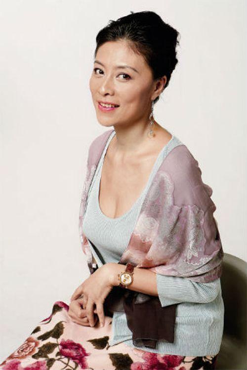 �����Ů���Ǻ�˭���� ���������ɷ�������Ƭ