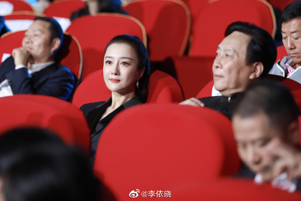 ��������Ҷ�����ô���� ˭ʤ����