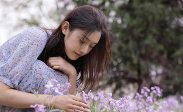 ��˫�쿪Ƹ��ʲô��ϵ �����ڵ���������˭