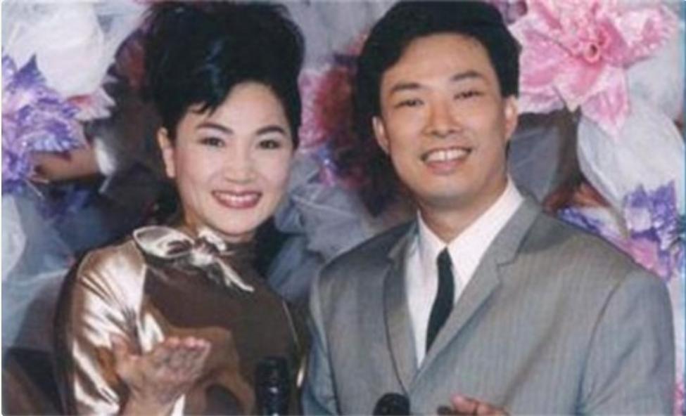 �������ձ����˰���ǧ����״ ����ǧ������ʱ��Ƭ��ͼ