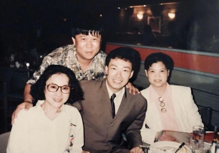 �������ձ����˰���ǧ����״ ����ǧ������ʱ��Ƭ��ͼ