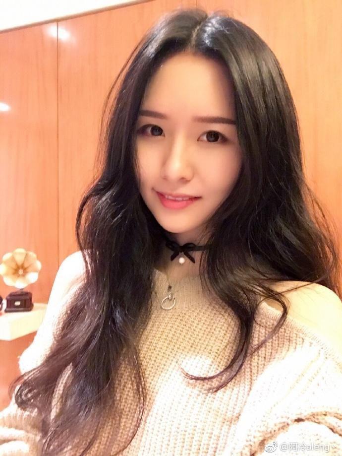 ������ʦ�㰢����ʲô�� ��������ǰ��Ա���Ƭ