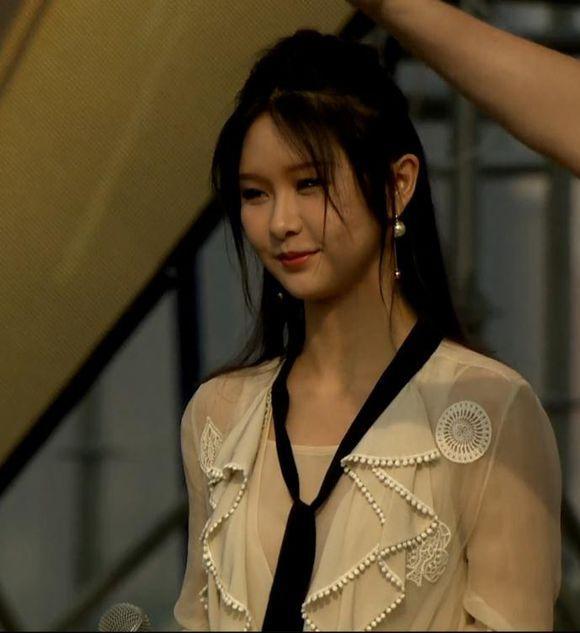 ������ʦ�㰢����ʲô�� ��������ǰ��Ա���Ƭ