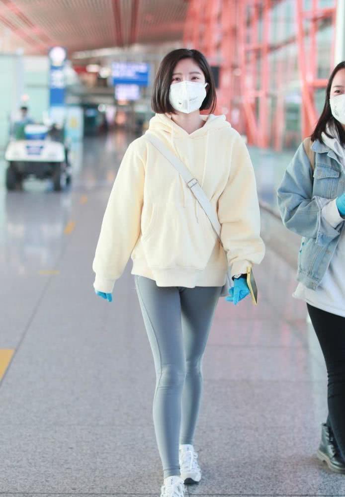 ���Ȼ��Ϲ���˭ ���Ȼ����޺ۿ�ͼƬ