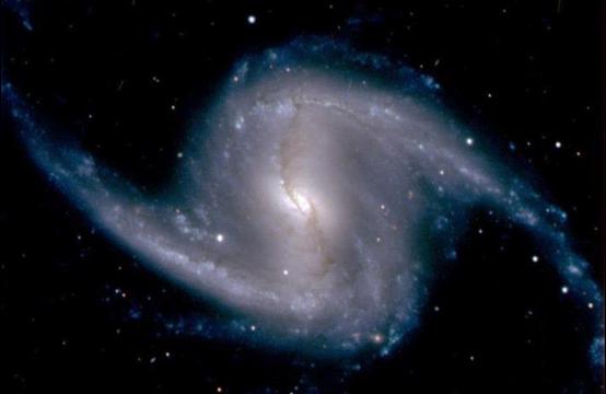 �������Ͱ�������һ������ �������Ƿ���Ա�����