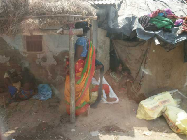 ӡ�������ƶ��µļ�����Ƭ ӡ�ȸ�����Ů����Ƭ