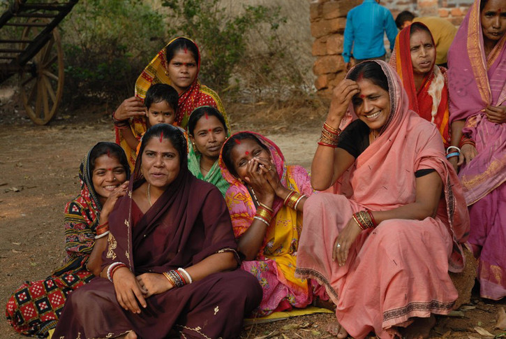 ӡ�������ƶ��µļ�����Ƭ ӡ�ȸ�����Ů����Ƭ