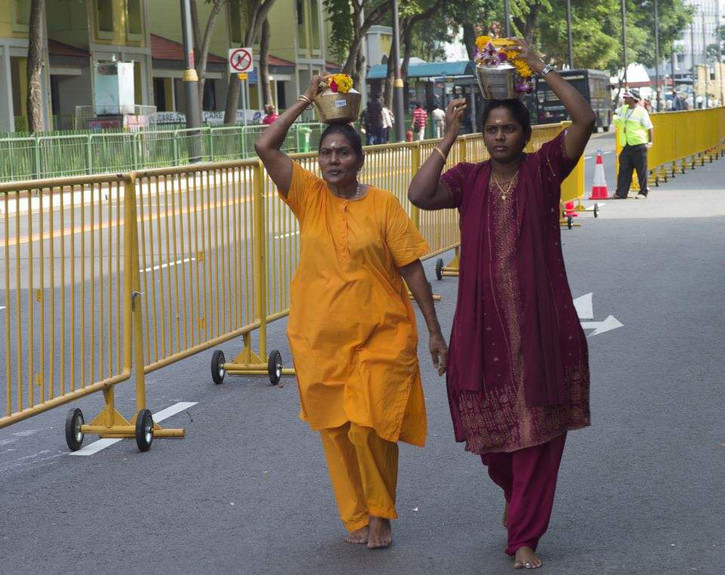 ӡ�������ƶ��µļ�����Ƭ ӡ�ȸ�����Ů����Ƭ