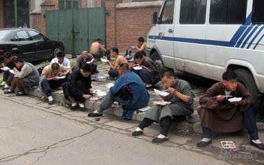 ��ʱ��ԱΪʲô�������� ��������Աһ����׬����Ǯ