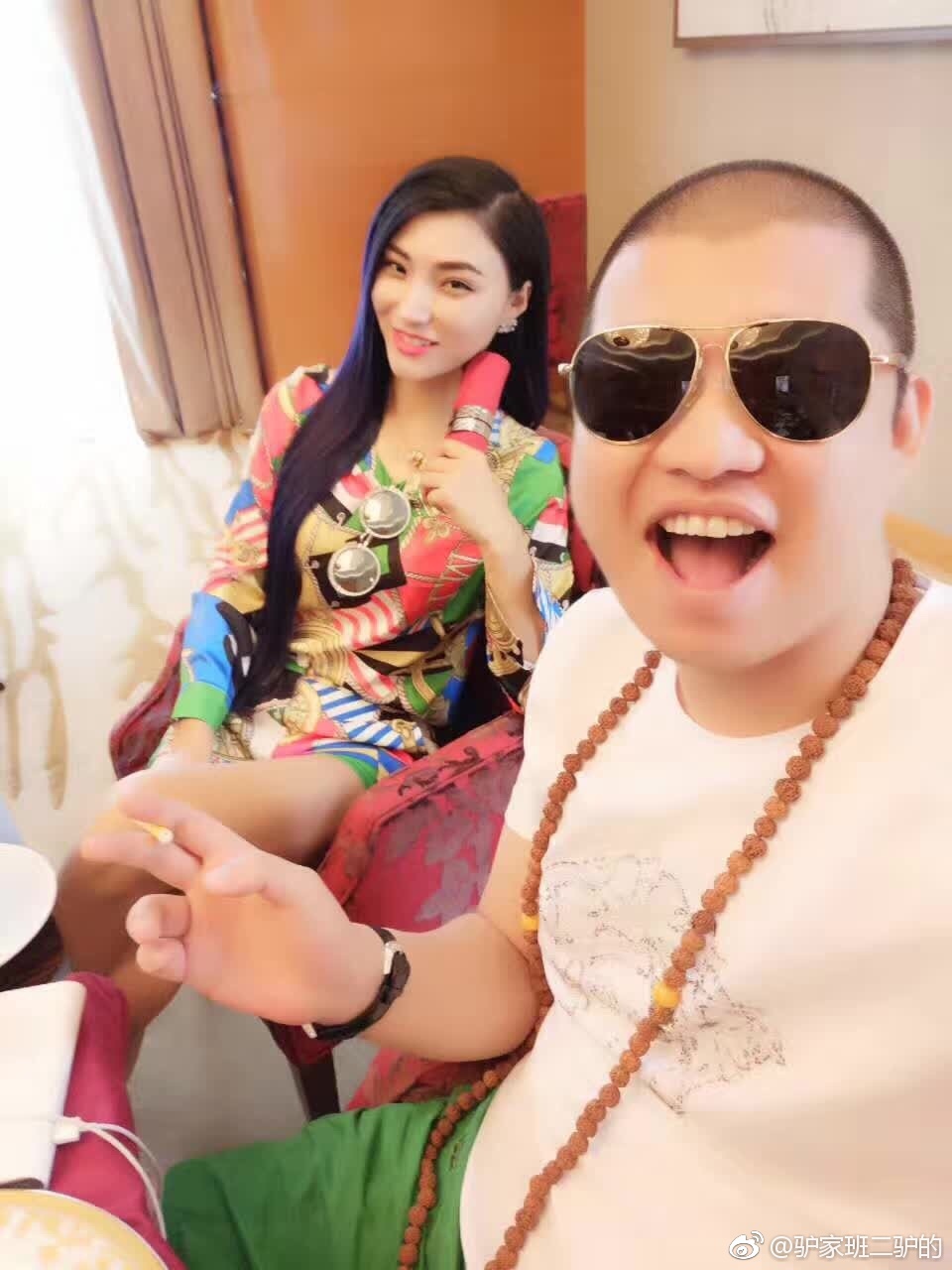 ��¿��Ԫ�����۶��ٸ��� ��һ�������ж���