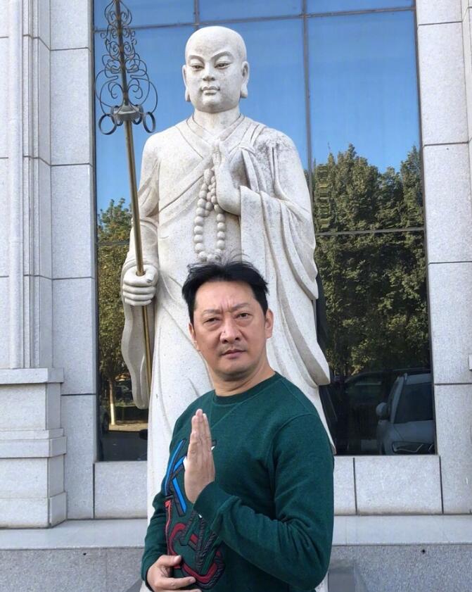 ����άΪʲô�оſ� �ſ׺�������ʲô��ϵ