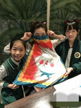 Сsɹ��Ů���ĺ��� ��ͷ����Ů�����������