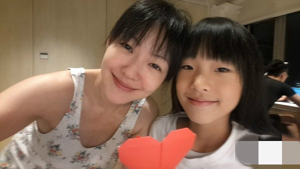 Сsɹ��Ů���ĺ��� ��ͷ����Ů�����������