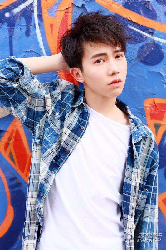 李俊濠是不是tf家族的 李俊濠几几年出生的