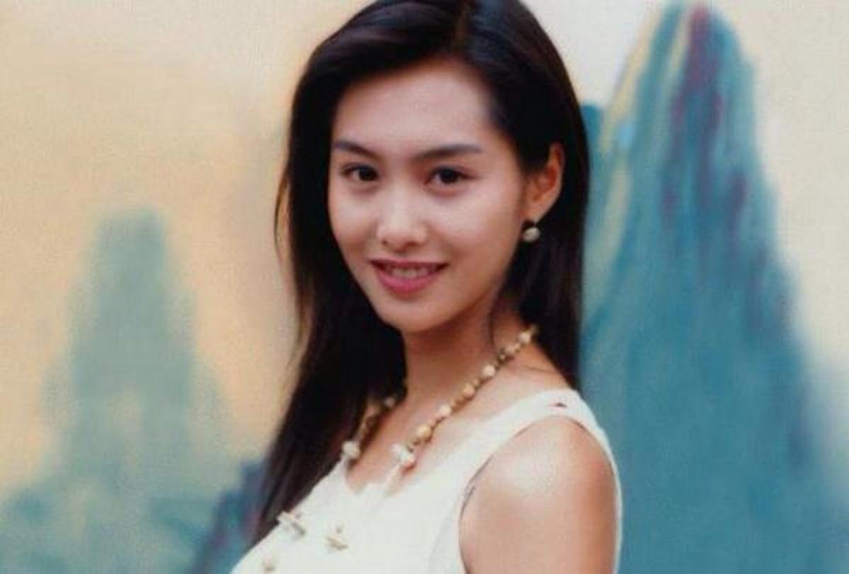 朱茵为什么打黄子华 黄子华的老婆温安妮照片