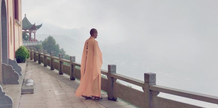 ����Ե�ֵ��˵ı��� �뷨�⻹ֻ�Ǹ�ǰ��