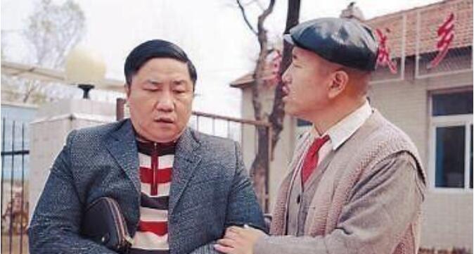 �����������Ǻ�˭һ���� �����Ǻڵ���������ʲô��˾