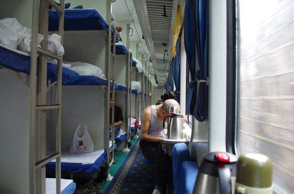 �����Ժ�Ӳ�Ե����� ����ʲô���ӵ������