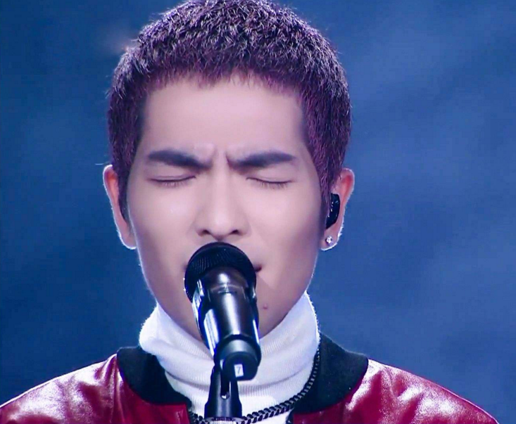 ������Ϊ�α�Ů��˦ ������������Ů������