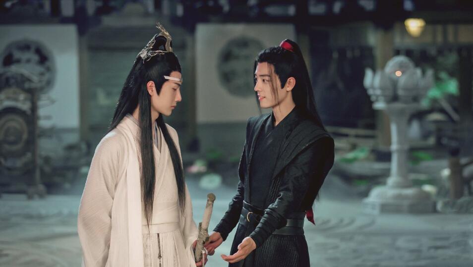 ����������ͬ��ĵ��Ӿ��� �췢������Ĩ����ʲô��