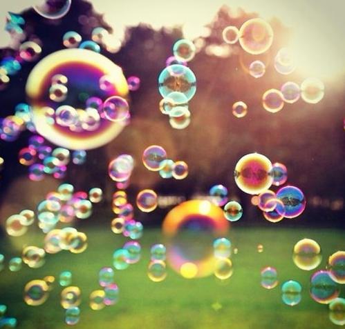 ���ݻ��õ�����ˮ�䷽ ����Һ������Ϊʲô�ǲ�ɫ��