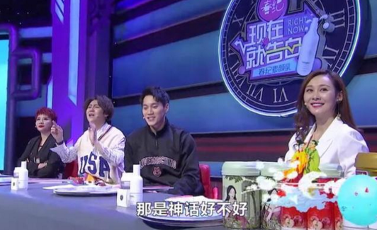 ���ھ͸���Ǽٵ�����Ϸ�� �α���ƼҾ��������