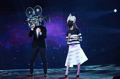 ���Ⱥ��������ʲô��ϵ �������泪���ϳ�����һ��