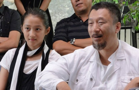 ����ͮ�����Ů���������� ����ͮ���ؿڲ��ع���Ƭ