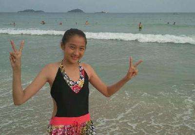 ����ͮ�����Ů���������� ����ͮ���ؿڲ��ع���Ƭ