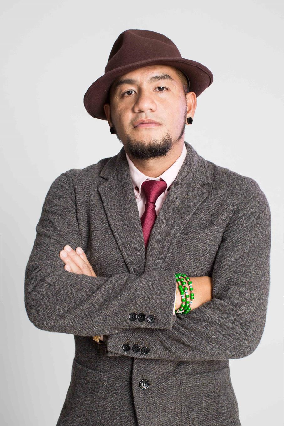 ��������ղķ˹�Ա���Ƭ ������Ϊʲô��ñ��