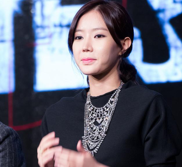 ����������ǰ�����Ƭ�Ա�ͼ ������Ϊʲôһֱ����