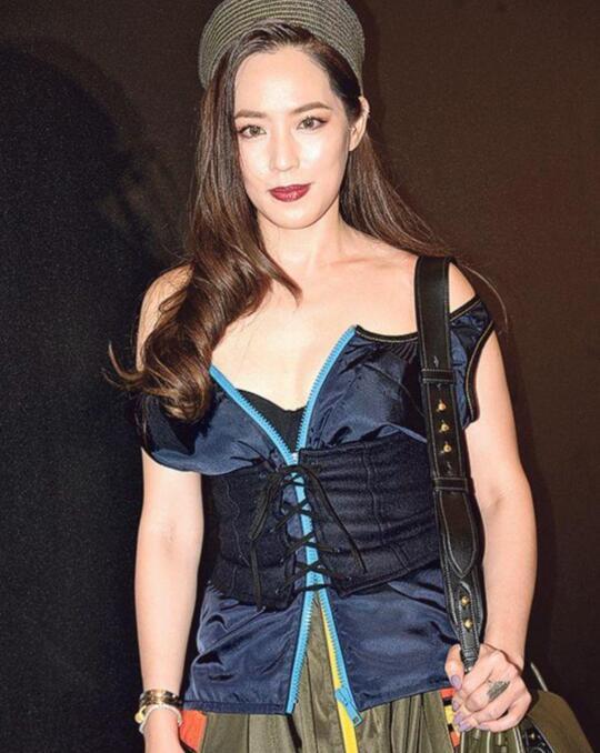 石贞善父母是做什么的 石贞善是独生子女吗有没有哥哥