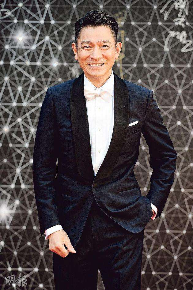 �Ĵ����������ĸ����� �Ĵ����Ů���������ĸ�