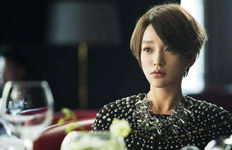 ����Ů����������Ѫ������ʲô ���л���������Ѹ��ϷGIFͼ