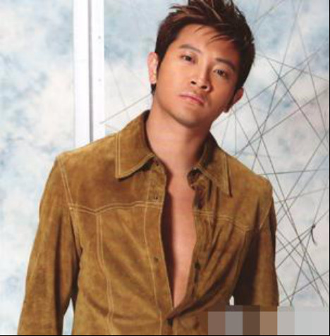 �����񳵻��¼��������ɵ��� ��������ͬ־ͬ��������ļٵ�