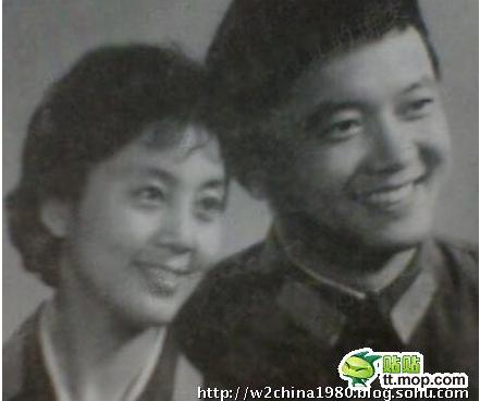 ��������������˭ ��һ�����Ӷ�С����