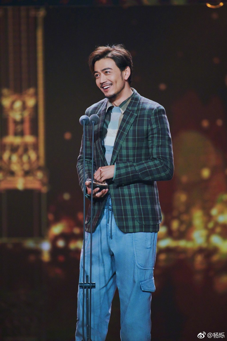 ���Ϊʲô����˸����ʲô��ϵ ������ڵ�������Ƭ