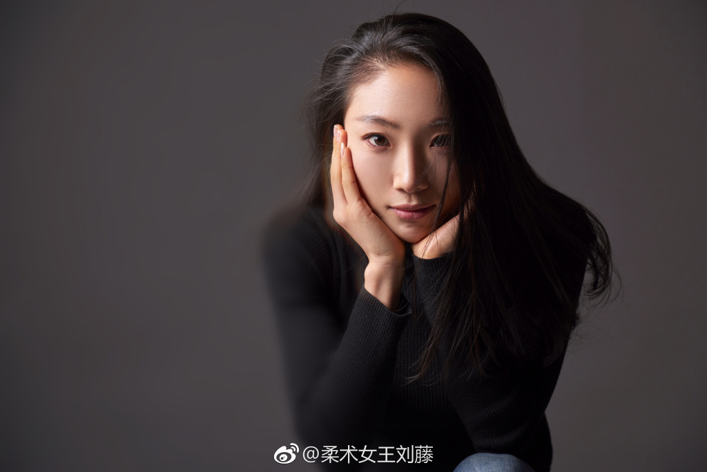 ����Ů����������ͼƬ ����������������˹��¼