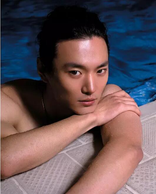 赵鸿飞为什么不拍戏了是做生意去了吗 他结婚了没有