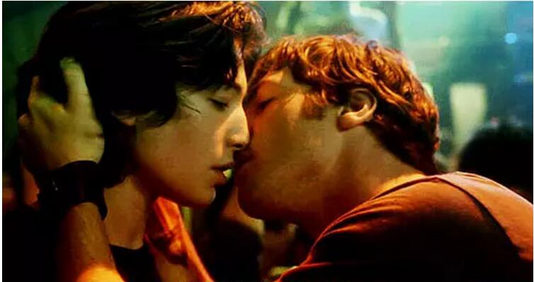 ��������������ô�� e����ͬ������