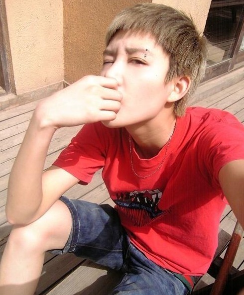 林弯弯是男是女 中性风女星林弯弯开始走进大家的视线